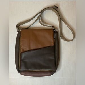 SORUKA Tom Multicolor Brown Leather Crossbody Messenger Bag Purse 11x10”